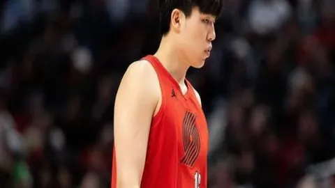 “老年朋友们应对“蹲直播”抢购热潮：保护资产秘籍”